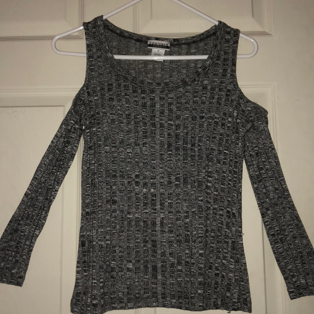 Top with cut out shoulders